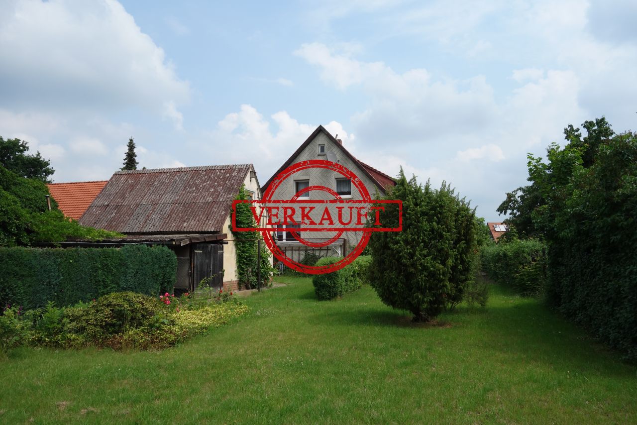 Uetze: Einfamilienhaus in Uetze/Hänigsen-Riedel mit zwei Grundstücken. Verkauft!  Uetze: Einfamilienhaus in Uetze/Hänigsen-Riedel mit zwei Grundstücken. Verkauft!