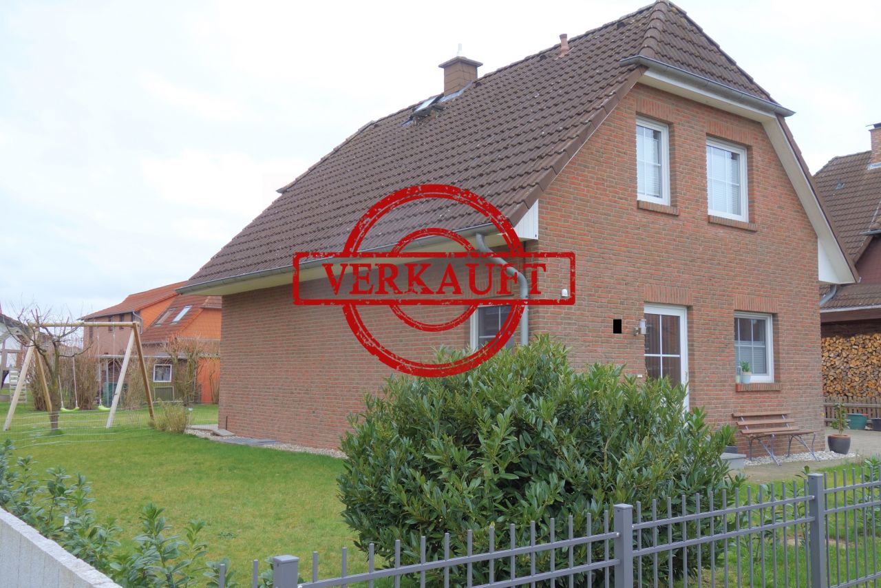 Uetze: Modernes Einfamilienhaus Verkauft!  Uetze: Modernes Einfamilienhaus Verkauft!